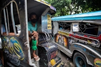 الفلبين تمدد قيود كورونا فى العاصمة مانيلا 