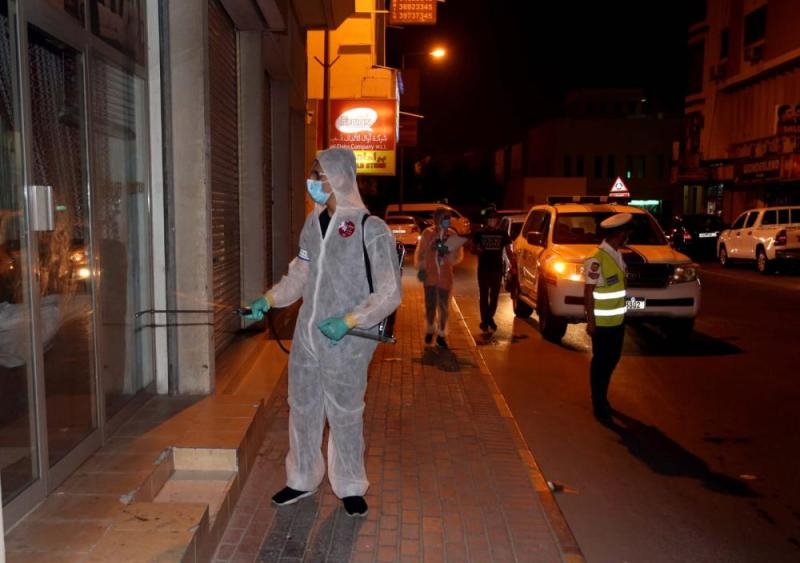 البحرين تسجل 375 إصابة جديدة بفيروس كورونا 