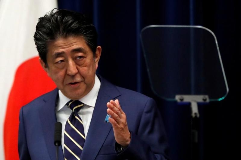 رئيس وزراء اليابان يعتزم مغادرة المستشفى اليوم بعد إجراء فحص