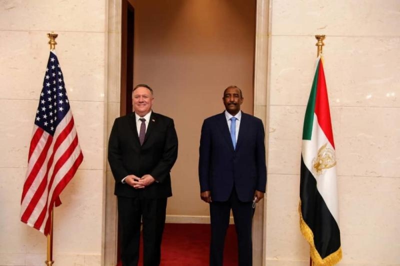 «البرهان» يطالب أمريكا برفع اسم السودان من قائمة الإرهاب 