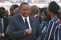 كينيا تخفف القيود مع بدء السيطرة على كورونا