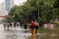ارتفاع ضحايا أمطار باكستان إلى 176 قتيلاً