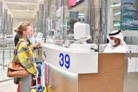 الإمارات تستأنف إصدار «أذونات الدخول» ما عدا تصاريح العمل