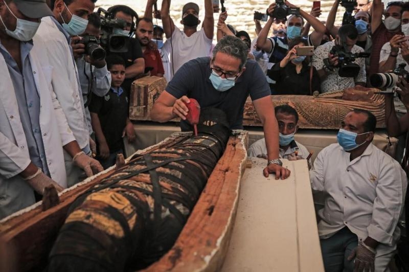 مصر.. اكتشاف 59 تابوتًا لكهنة ومسؤولين يعود تاريخها لـ2600 عام 