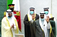 «الأمة الكويتي» يبايع بالإجماع الشيخ مشعل الأحمد وليا للعهد