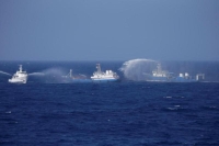 بتهمة التعدي.. ماليزيا تحتجز 60 صينيا و6 سفن