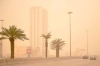 رياح مثيرة للغبار على مكة والمدينة وطقس غير مستقر على بقية المناطق