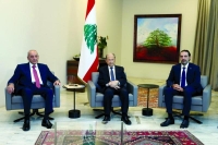 تكليف الحريري برئاسة الحكومة اللبنانية بعد عام على استقالته