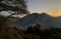 انخفاض حريق جبل غلامة بنسبة كبيرة