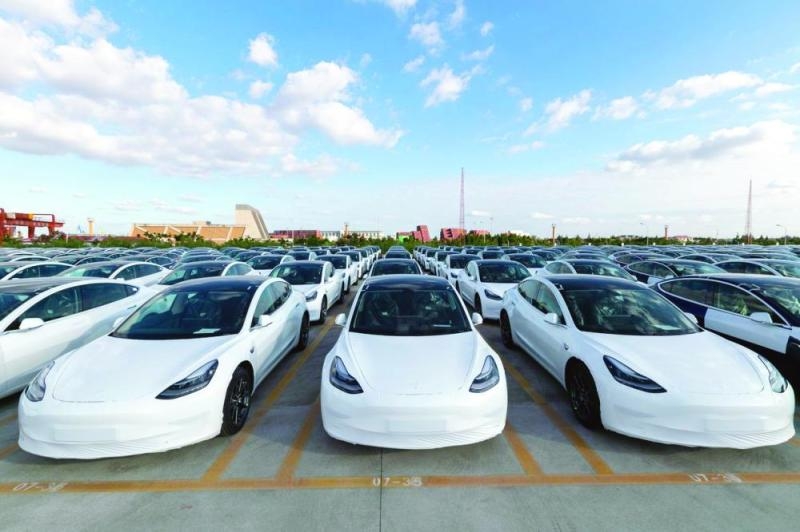 الصين تسعى لصدارة العالم في تصنيع السيارات الكهربائية.. ويمكنها النجاح بذلك
