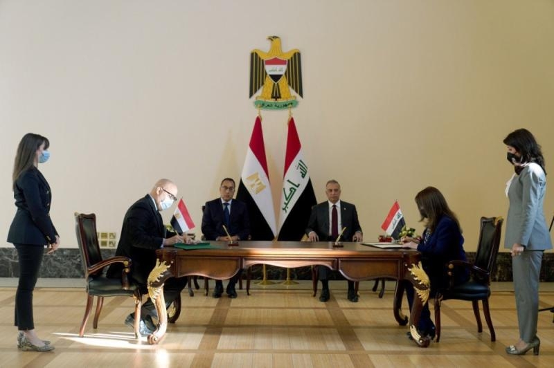العراق ومصر يوقعان على 15 مذكرة تفاهم لتعزيز التعاون