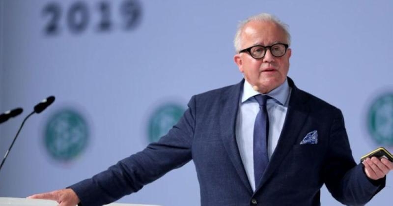 رئيس اتحاد الكرة الألماني ينتقد معايير مكافحة كورونا