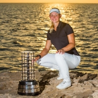 الرميان يتوّج الدنماركية بيديرسِن بلقب بطولة أرامكو السعودية النسائية للجولف