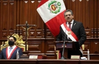 رئيس بيرو يستقيل بعد 5 أيام من توليه المنصب