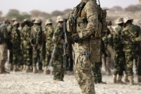 مسؤولون أمريكيون: ترامب قد يسحب كل القوات من الصومال