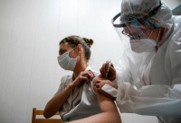موسكو تبدأ حملات التطعيم بلقاح "سبوتنيك V" 