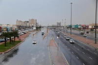 بالصور.. أمطار الخير تغسل شوارع الشرقية