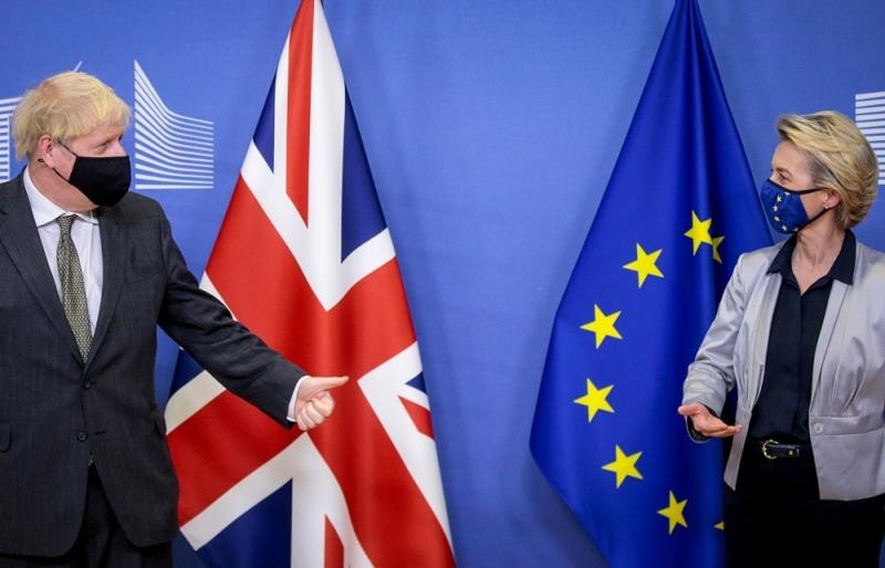 بريطانيا و«الأوروبية» تحددان الموعد النهائي بشأن محادثات التجارة