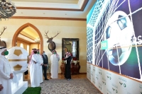 رئيس الإتحاد الآسيوي يتسلم ملف السعودية لاستضافة كأس آسيا ٢٠٢٧