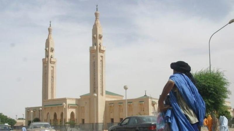 موريتانيا تعلق صلاة الجمعة للحد من انتشار كورونا