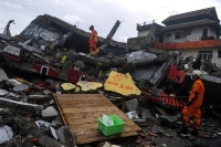 لليوم الثاني .. زلزال جديد يضرب جزيرة سولاويسي الإندونيسية