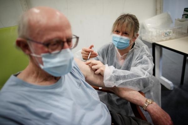 السويد: تطعيم ألف شخص بلقاح مخزن بالخطأ 