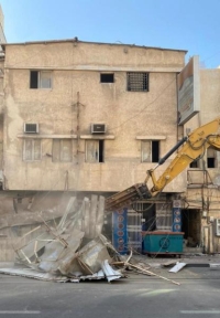 رصد 16 مبنى آيلا للسقوط وإزالة 3 منها بالخبر