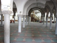 هدم مسجد أثري في صنعاء .. إرهاب الحوثي يدمر بيوت الله