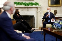 مسؤول سابق بالبنتاجون: الدبلوماسية الأمريكية لن تفلح مع إيران