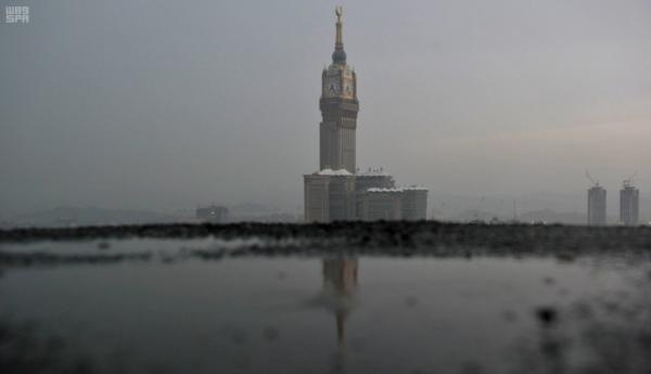 أمطار غزيرة على محافظات مكة حتى الـ 8 مساء