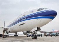 «بوينج» توصي بتعليق عمل بعض الطائرات طراز 777 بعد فشل محركها أثناء رحلة خطوط «اليونايتد»