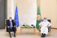 الحجرف يطالب بإشراك «التعاون الخليجي» بأي مفاوضات تتعلق بأمن واستقرار المنطقة