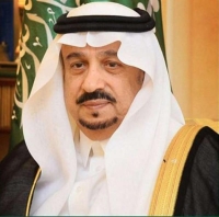 أمير الرياض يطمئن على المتضررين من شظايا الصاروخ الحوثي