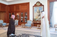 أمير قطر يستقبل سمو وزير الخارجية