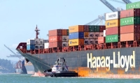 مشغلو سفن الحاويات يراهنون على تجدد انتعاش المصانع في الصين