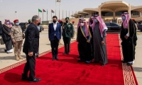 بالصور .. ملك الأردن يغادر الرياض