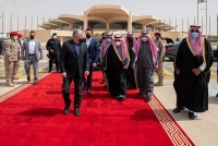 بالصور .. ملك الأردن يغادر الرياض