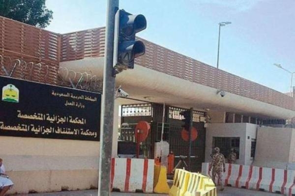 الحكم بحد الحرابة لـ 5 دواعش لقيامهم بأعمال إرهابيه من بينها استهداف العميد كتاب العتيبي