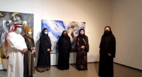 32 لوحة لفنانين سعوديين وعرب في «فضاءات ملونة»