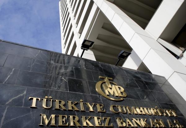 تركيا تواجه أزمة عملة بعد إقالة أردوغان لمحافظ البنك المركزي