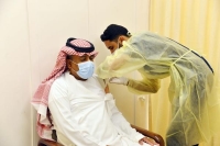 الشورى ينظم حملة لتطعيم أعضائه ضد فيروس كورونا