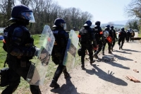 سويسرا: إطلاق الرصاص المطاطي على محتجي قيود كورونا