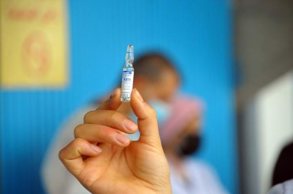 أمريكا تبحث مشاركة اللقاحات مع الدول وتتعهد بالمزيد