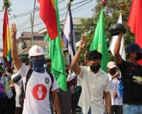 ميانمار..قوات الأمن تفتح النار على احتجاج عاملين بالقطاع الطبي