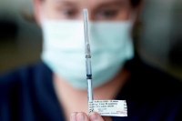 «فايزر» تشير إلى احتمالية الاحتياج إلى التطعيم ضد كورونا سنويا