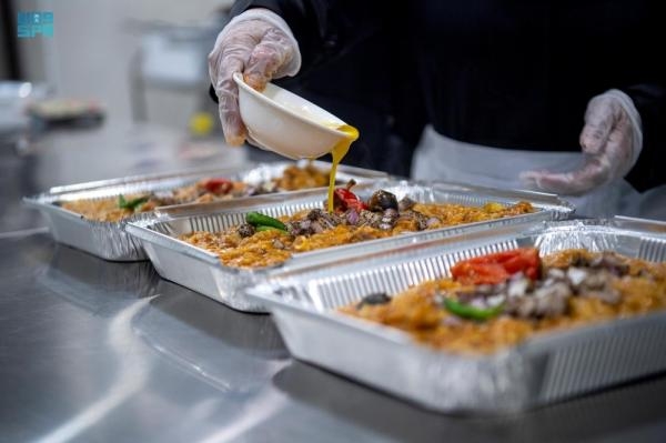 «العاصمة».. الأكلات الشعبية تتصدر موائد رمضان