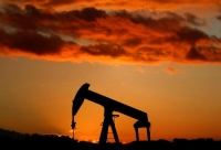 انتعاش النفط والمكاسب محدودة بسبب أزمة الهند