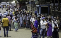 مأساة الهند.. أكثر من 300 ألف إصابة جديدة بكورونا