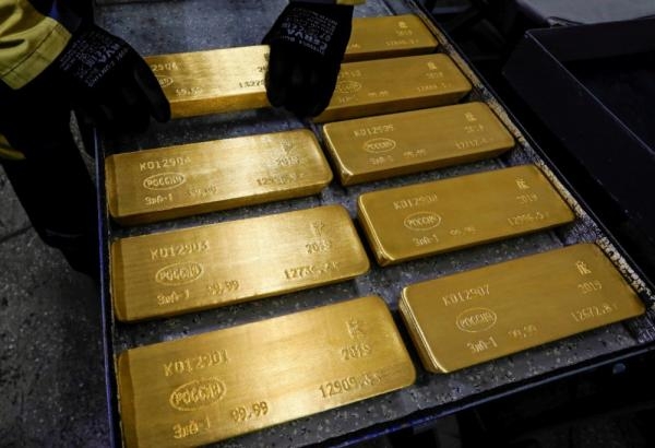 الذهب يتراجع إلى أقل مستوى في أسبوع