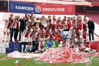 أياكس يتوج رسميا بلقب الدوري الهولندي للمرة الـ35